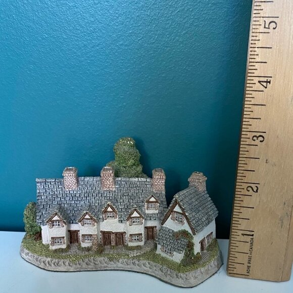 VINTAGE Craftsman Cottage Figure By David Winter 1985 England John Hine - Picture 7 of 9